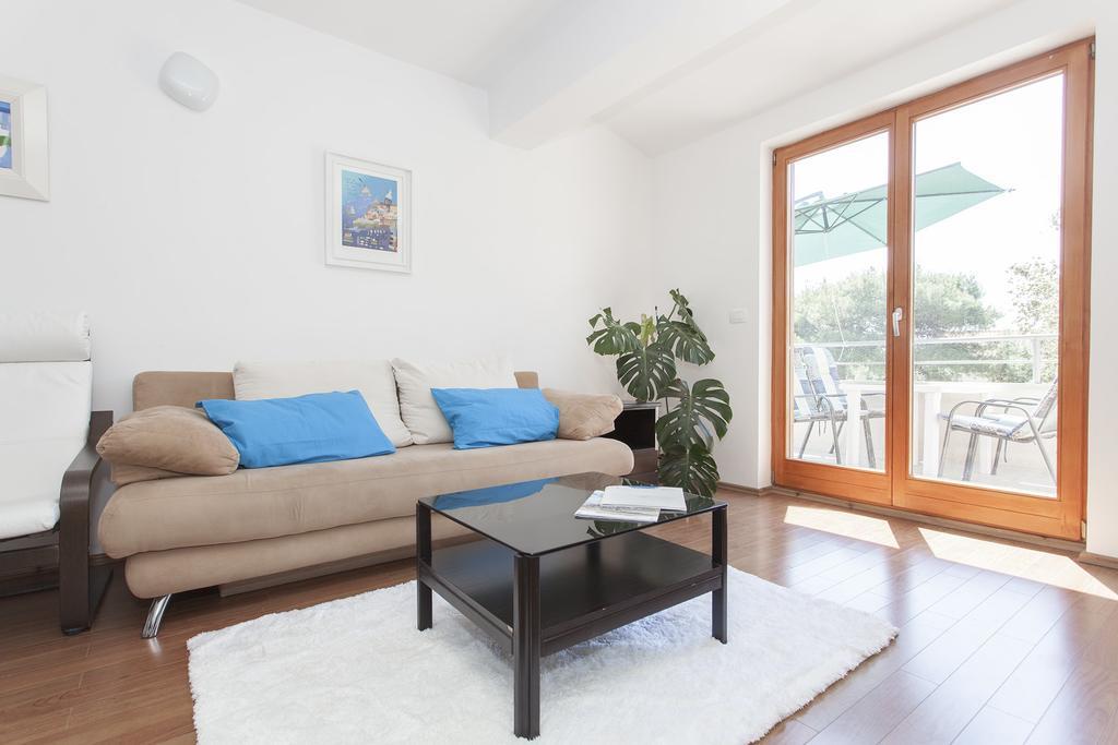 Apartament Kump